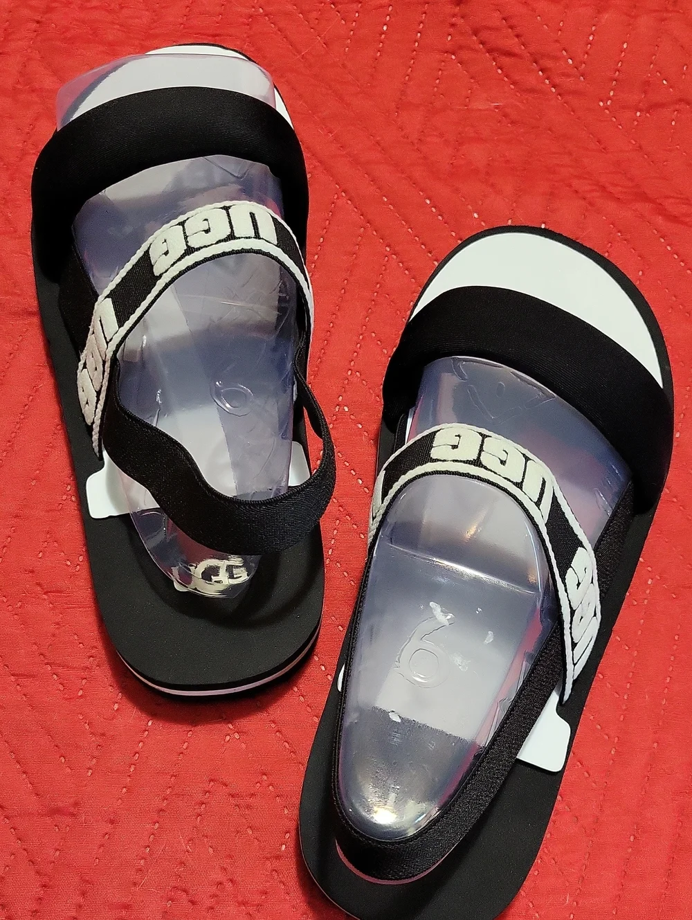 UGG easy slip